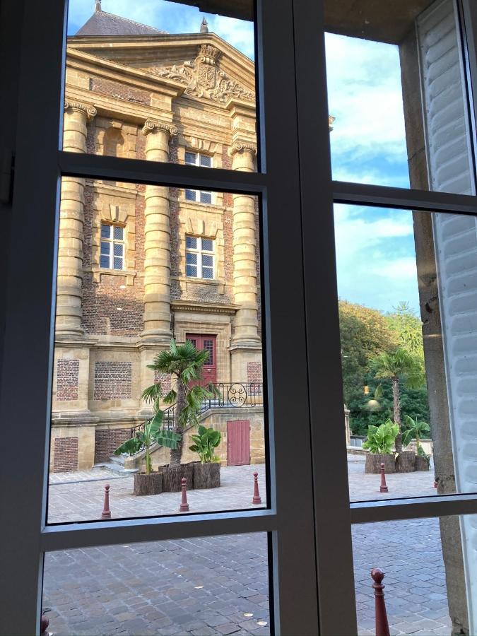 Suite Charles - Vue Musee Rimbaud Charleville-Mezieres Exterior photo